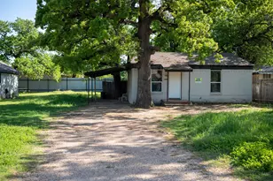 2416 Smith Ave, Irving, TX 75061 - Photo 3