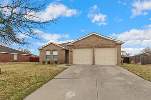 2301 Tailburton Ct, Little Elm, TX 75068 - Photo 3