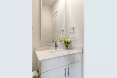 381 E Greenbriar Lane #401, Dallas, TX 75203 - Photo 23