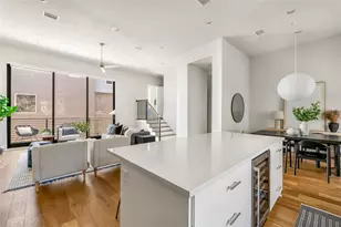 381 E Greenbriar Ln, Dallas, TX 75203 - Photo 13