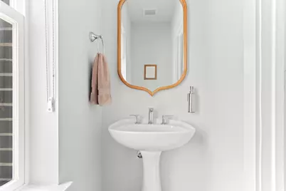 381 E Greenbriar Lane #401, Dallas, TX 75203 - Photo 15