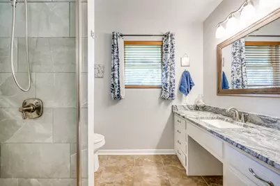 901 E Greenwood Avenue, Bowie, TX 76230 - Photo 21