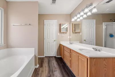 1209 Meadow Glen, Crowley, TX 76036 - Photo 17