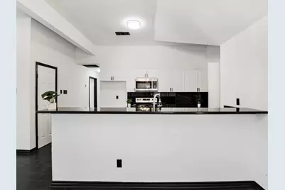 2361 Peak Street, Fort Worth, TX 76106 - Photo 11