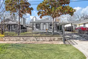 2361 Peak St, Fort Worth, TX 76106 - Photo 3