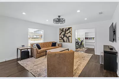 8723 Glencrest Lane, Dallas, TX 75209 - Photo 5