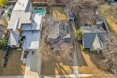 8723 Glencrest Lane, Dallas, TX 75209 - Photo 31