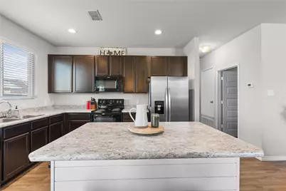 1061 Stanridge Lane, Van Alstyne, TX 75495 - Photo 17