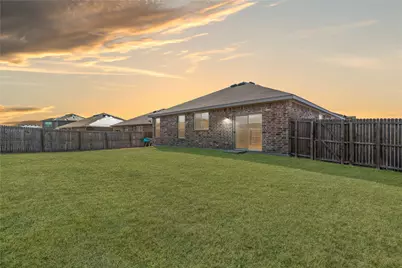 1061 Stanridge Lane, Van Alstyne, TX 75495 - Photo 25