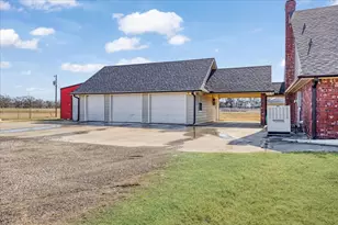 1628 Co Rd 2605, Bonham, TX 75418 - Photo 25