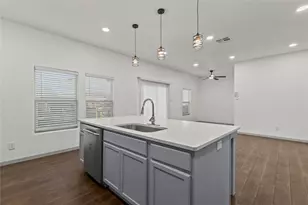 1207 E Russell Ave, Carrollton, TX 75006 - Photo 13