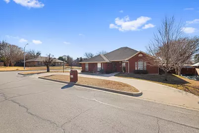 1701 Oakmeadow Drive, Decatur, TX 76234 - Photo 1