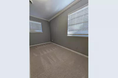 610 Northside Avenue, Lewisville, TX 75057 - Photo 7