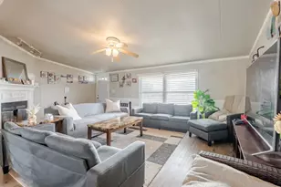 5206 Buttercup Ct, Granbury, TX 76049 - Photo 5