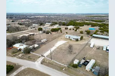 5206 Buttercup Court, Granbury, TX 76049 - Photo 19