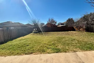 653 Condor Trail, Saginaw, TX 76131 - Photo 25