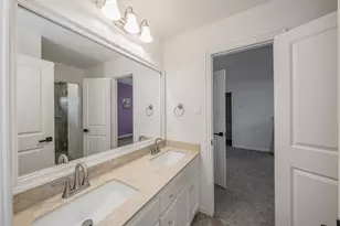 4688 Man O'War Rd, Carrollton, TX 75010 - Photo 27