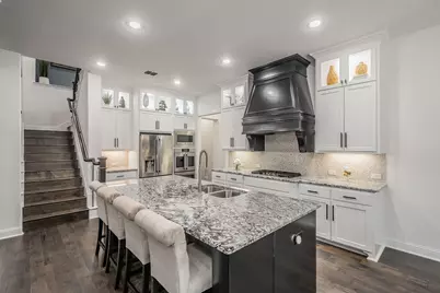 4688 Man O War Road, Carrollton, TX 75010 - Photo 13