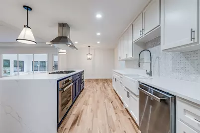 4326 Mendenhall Drive, Dallas, TX 75244 - Photo 13