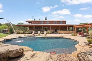 4237 County Rd 312B, Cleburne, TX 76031 - Photo 37