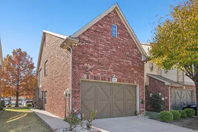 1049 Colonial Drive, Coppell, TX 75019 - Photo 1