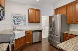 1049 Colonial Dr, Coppell, TX 75019 - Photo 5