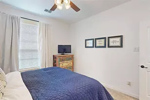 917 Fallbrook Ave, Denton, TX 76210 - Photo 39