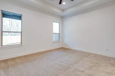 915 Boston Lane, River Oaks, TX 76114 - Photo 11