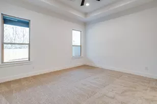 915 Boston Ln, River Oaks, TX 76114 - Photo 11