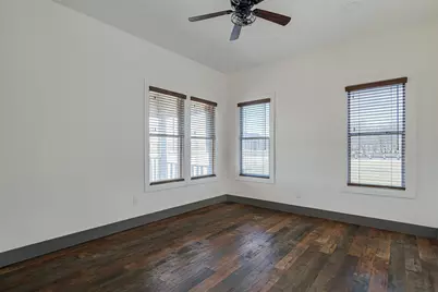 801 S Hampton Road, Crowley, TX 76036 - Photo 3