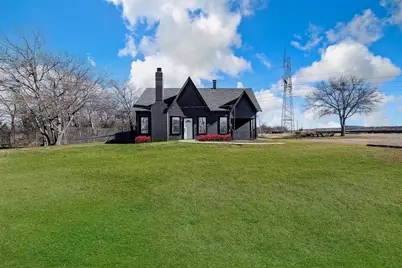 801 S Hampton Road, Crowley, TX 76036 - Photo 1