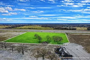 2077 Eastfield Dr, Wills Point, TX 75169 - Photo 1