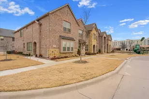 691 Vista Oaks Rd, Lewisville, TX 75067 - Photo 3