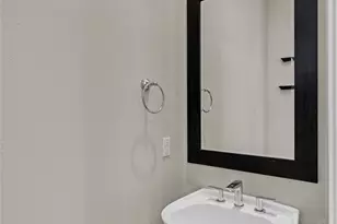 2238 Alterbrook Ln, Dallas, TX 75219 - Photo 7