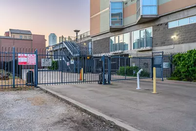 1001 Belleview Street #305, Dallas, TX 75215 - Photo 27