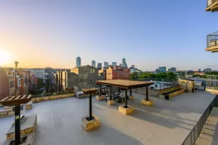 1001 Belleview St, Dallas, TX 75215 - Photo 25