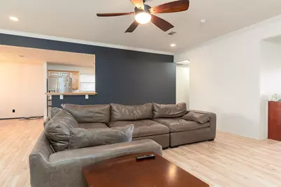 737 Summercrest Boulevard, Burleson, TX 76028 - Photo 9