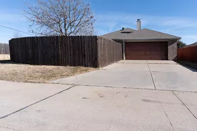 737 Summercrest Boulevard, Burleson, TX 76028 - Photo 33