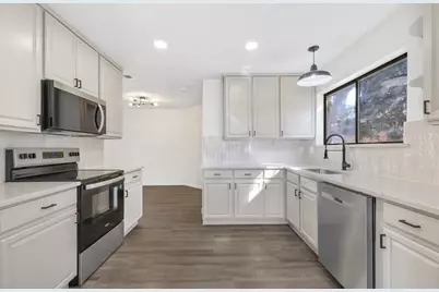 224 Aspenway Drive, Coppell, TX 75019 - Photo 5