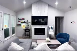 1706 Southampton Dr, Carrollton, TX 75007 - Photo 5