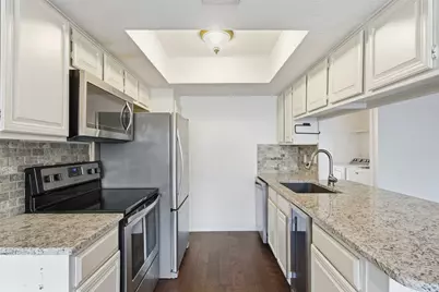 2505 Wedglea Drive #114, Dallas, TX 75211 - Photo 5