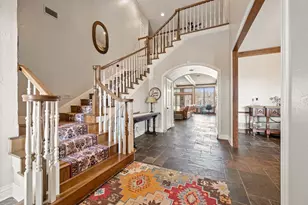 208 Highpoint Cir, Valley View, TX 76272 - Photo 7