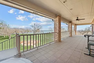 208 Highpoint Cir, Valley View, TX 76272 - Photo 25