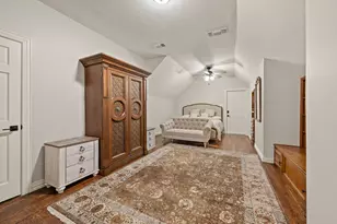 208 Highpoint Cir, Valley View, TX 76272 - Photo 19
