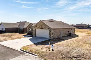 417 W Andrew Dr, Mabank, TX 75147 - Photo 21
