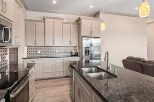 417 W Andrew Dr, Mabank, TX 75147 - Photo 9