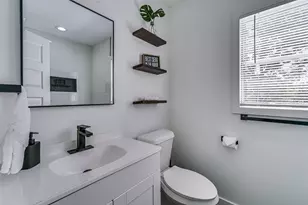 1924 E Shady Grove Rd, Irving, TX 75060 - Photo 15