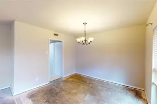 3317 S Edelweiss Dr, Grand Prairie, TX 75052 - Photo 11