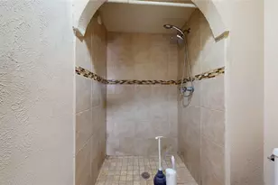 3317 S Edelweiss Dr, Grand Prairie, TX 75052 - Photo 17