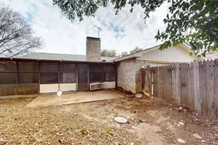 3317 S Edelweiss Dr, Grand Prairie, TX 75052 - Photo 27